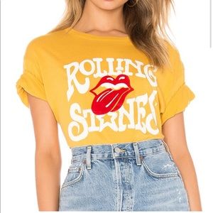 ⭐️Daydreamer Rolling Stones Flocked Tee in Golden⭐️